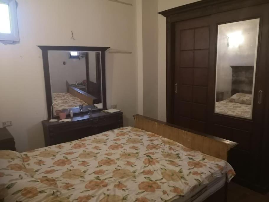 Apartment Cozy 15 Min To Airport 10 To Public Transport Cairo